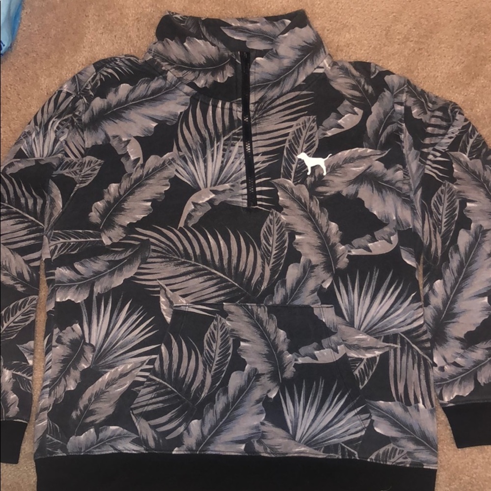 Quarter Zip Longe Sleeve- Size Medium